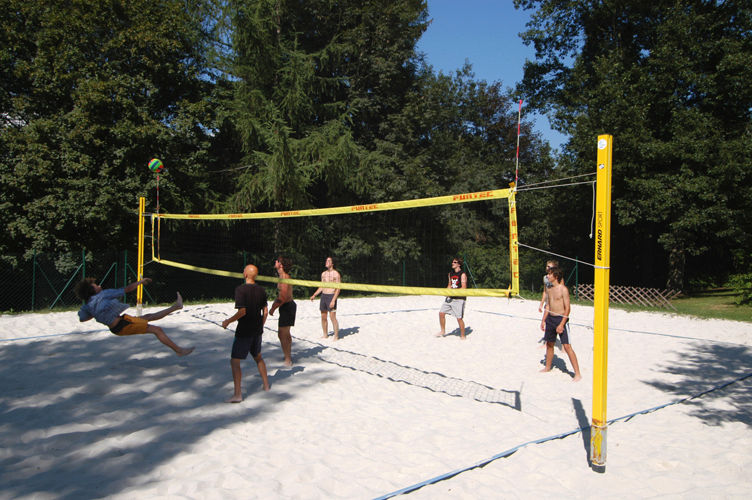 Freibad-Grafenau-Beachvolleyball_front_large.jpg